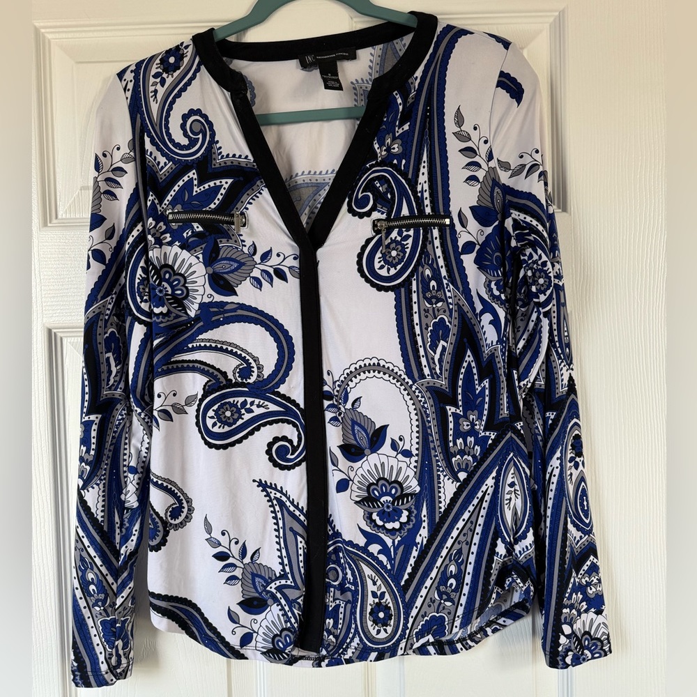 $4 bundled Woman’s S blouse long sleeve